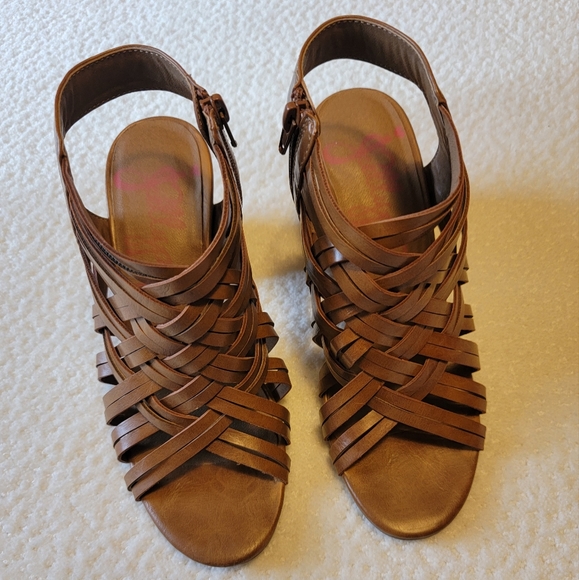 Jellypop Shoes - Picture 4 of 11